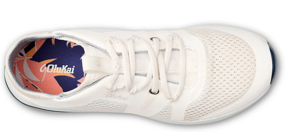 Huia White /