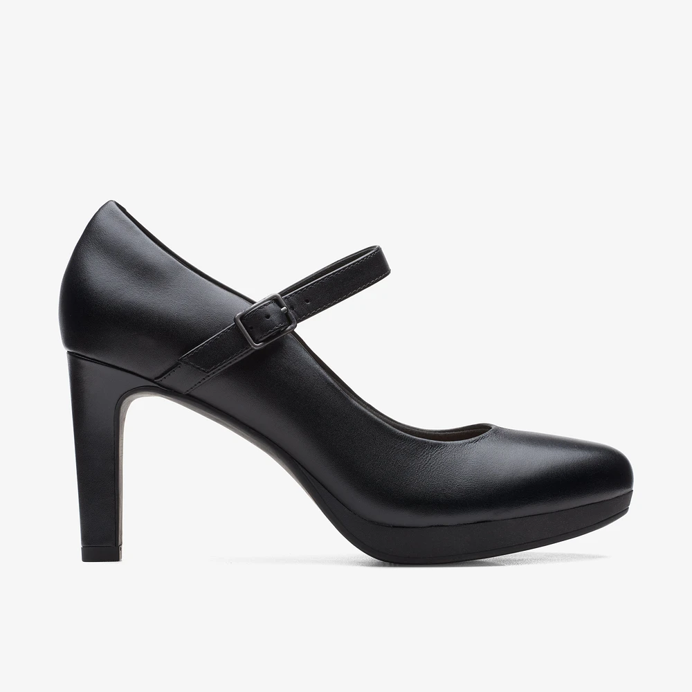 Ambyr Shine Leather Black