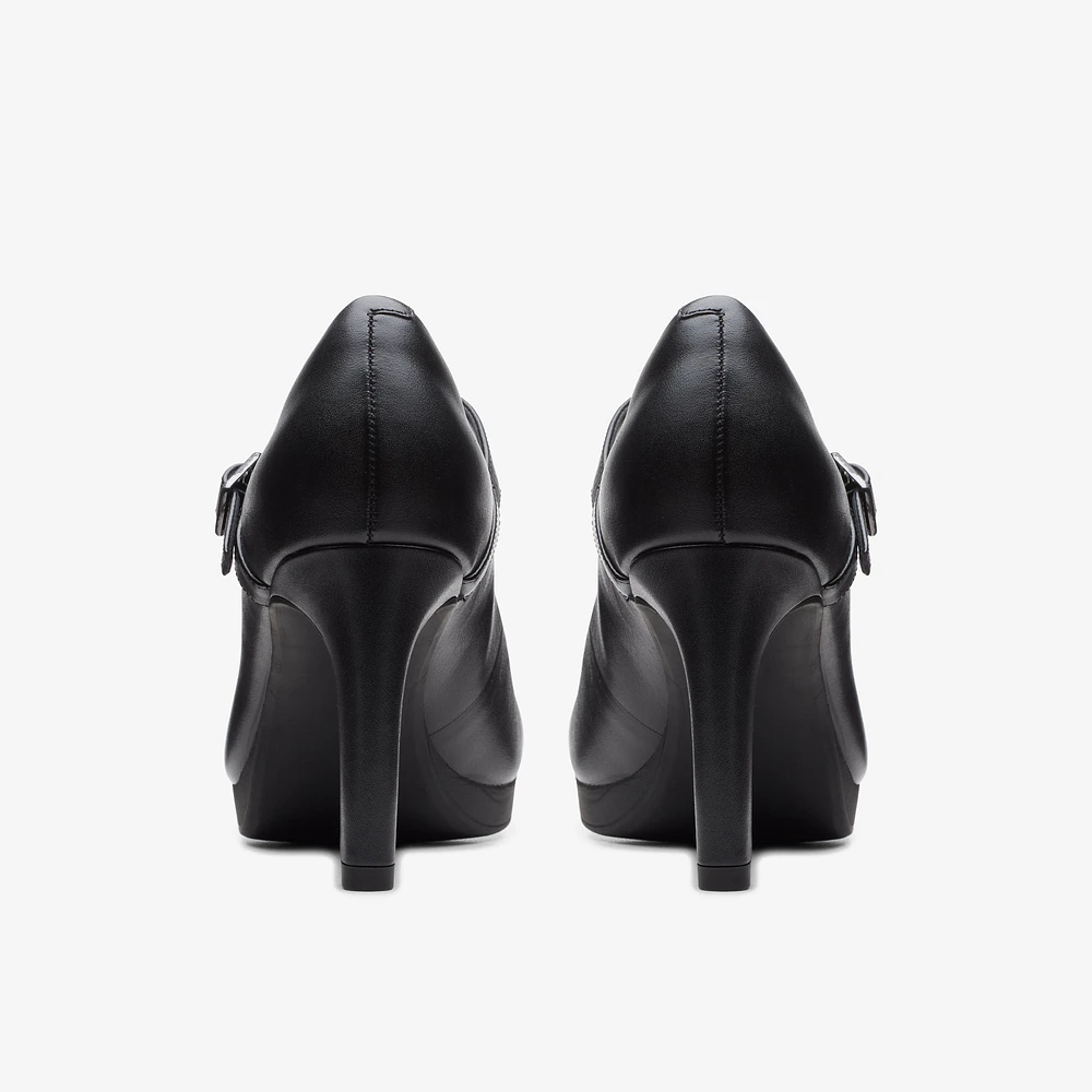 Ambyr Shine Leather Black