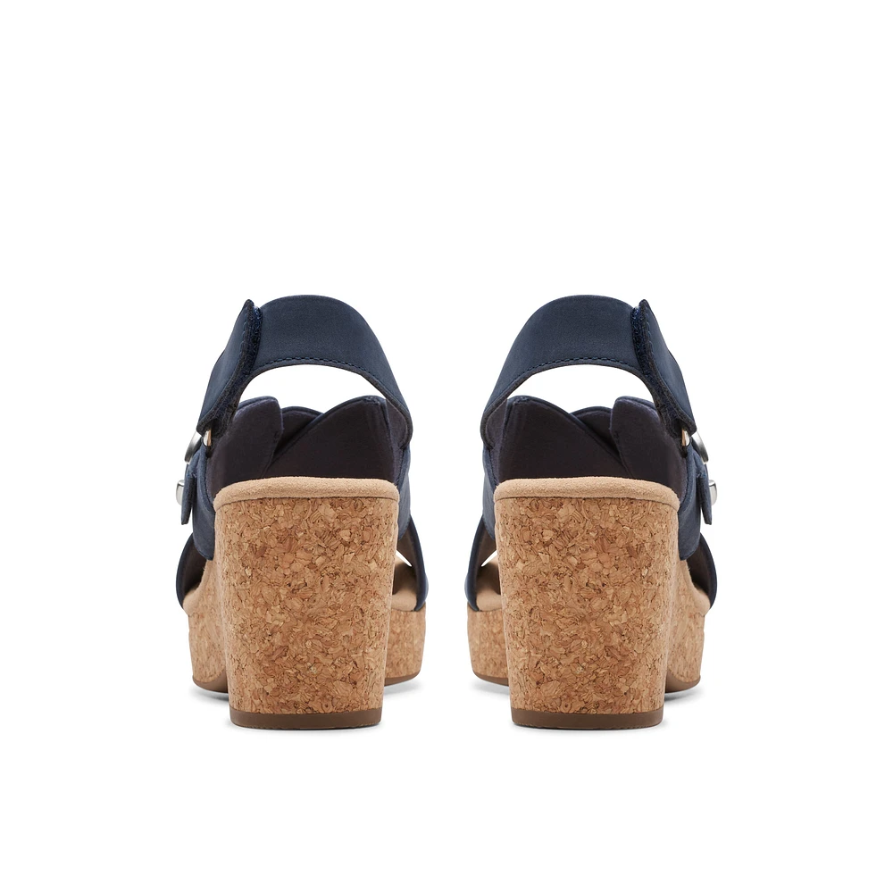 Giselle Dove Navy