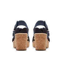 Giselle Dove Navy