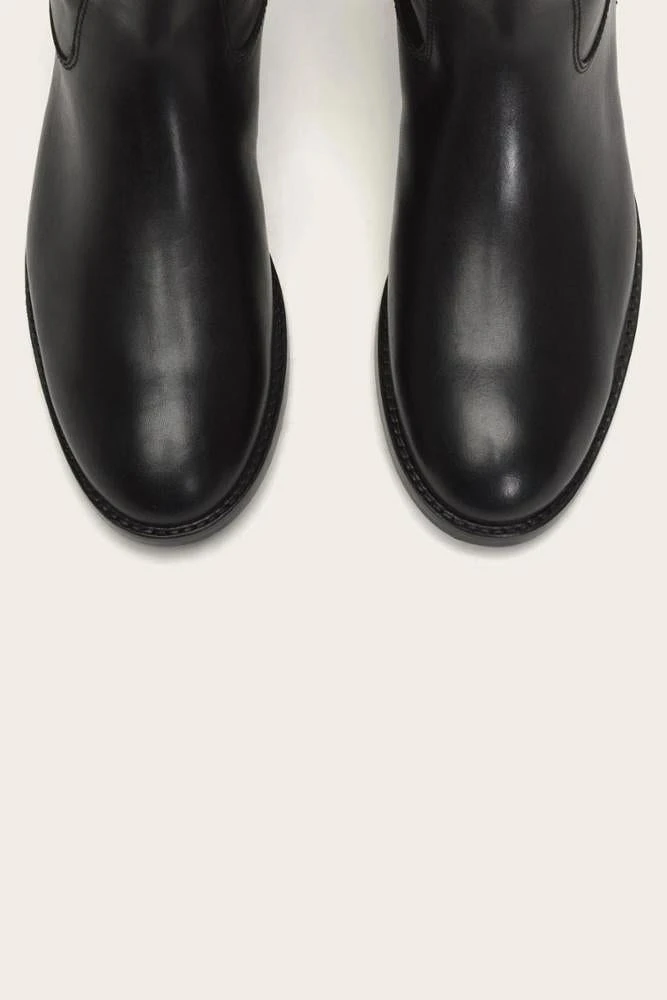 75447-black - Waxy Burnished Leather Black