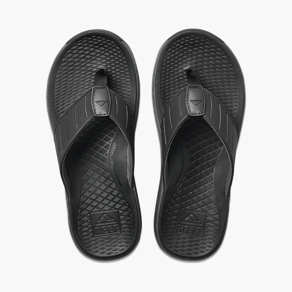 The Deckhand Black