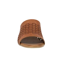 Elissa 01 Tan