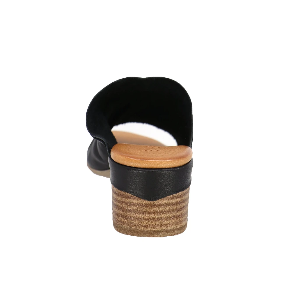 Gia 03 Black