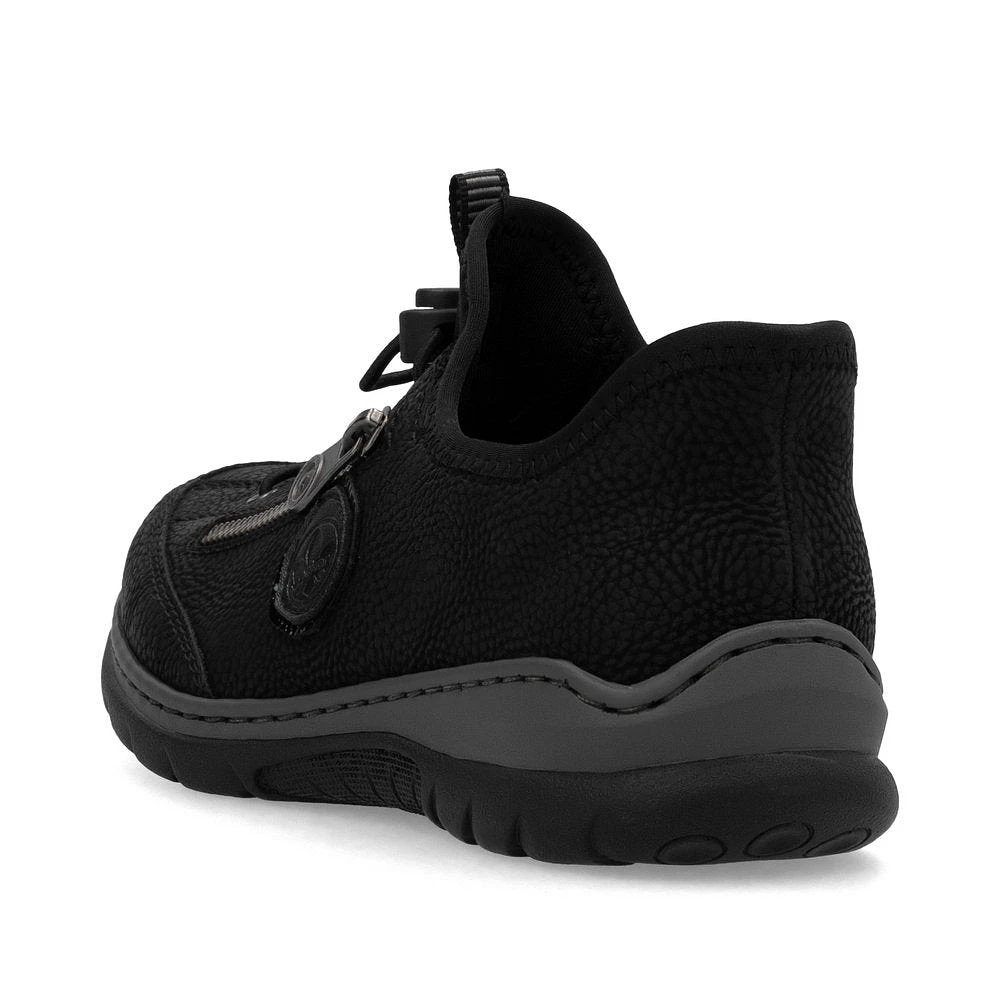 Black Toggle Lace Up