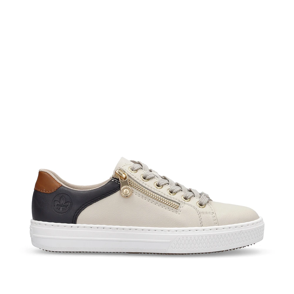 Pebble Lace Up