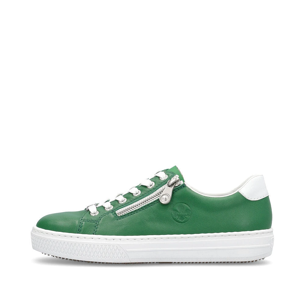 Applegreen Lace Up
