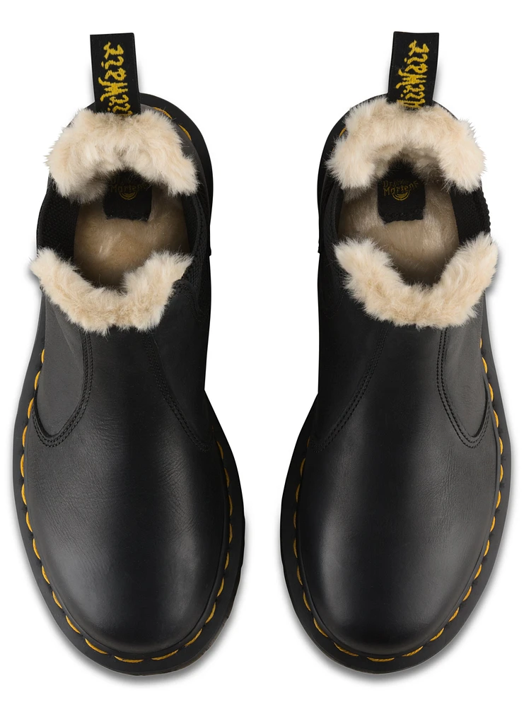 2976 Leonore Black