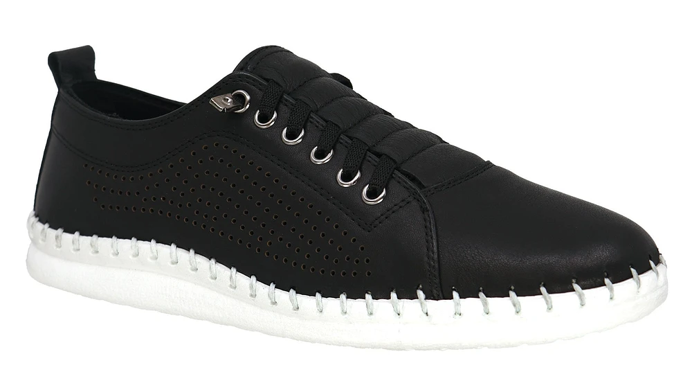 Leora 01 Black