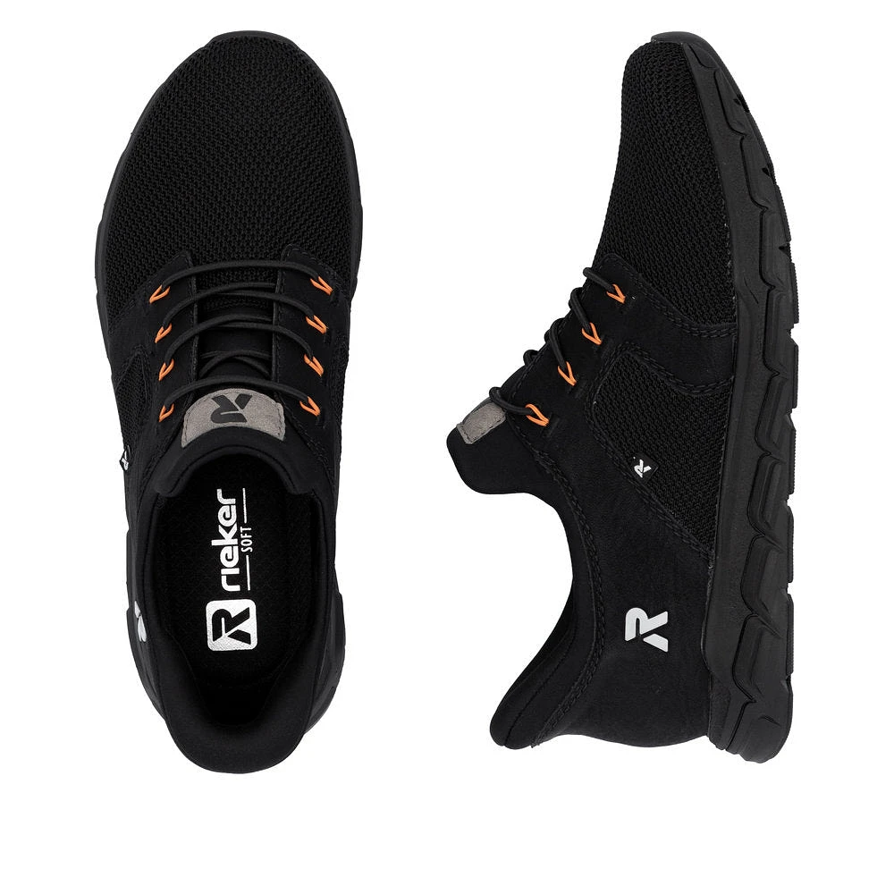 Black Lace Up