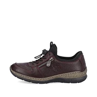 Red Slip On Pull Tie