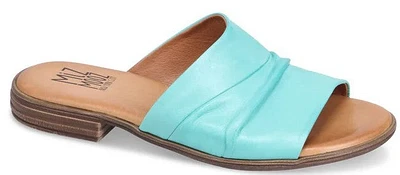 Delilah Turquoise