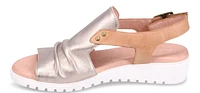 Madis Champagne/Dk Tan