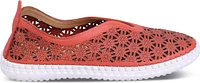 Daisy Coral