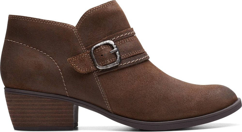 Charlten Bay Taupe Suede