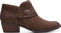 Charlten Bay Taupe Suede