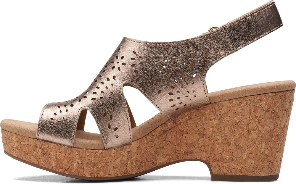 Giselle Bay Metallic