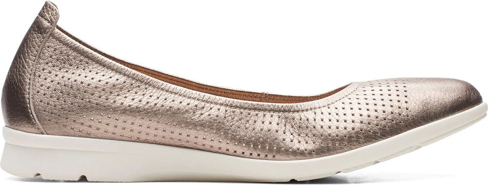 Jenette Ease Pewter