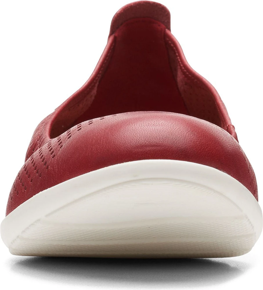 Jenette Ease Red