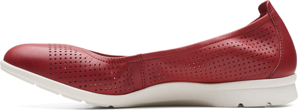 Jenette Ease Red