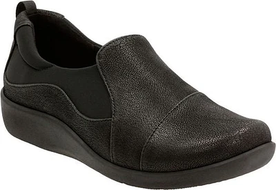 Sillian Paz Black