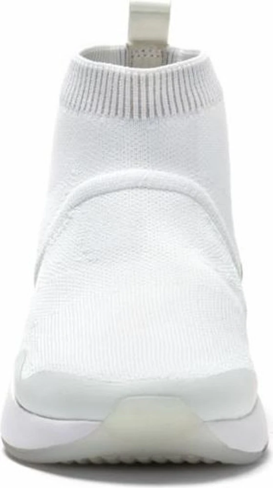 3.zerogrand Motion Stitchlite Slipon Optic White