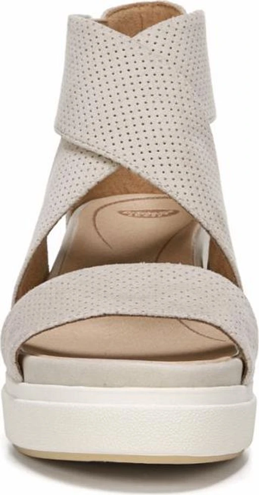 Sheena Oyster