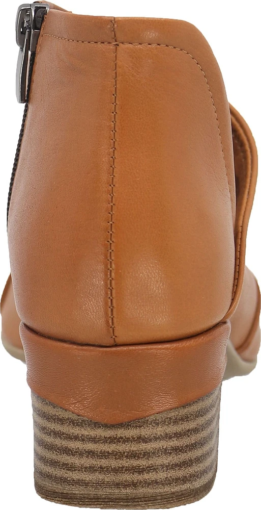 Gia01 Tan