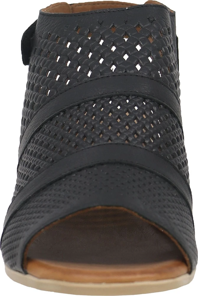 Maya01 Black