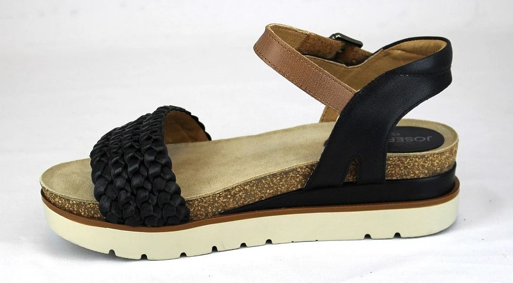 Clea 16 Black