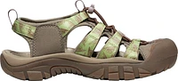 W Newport Retro Smokey Bear