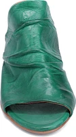 Ainsely Emerald