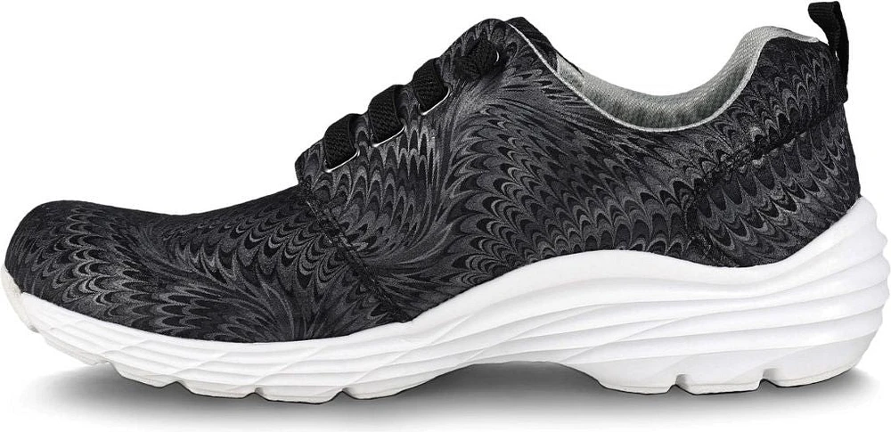 Velocity Leather Black Swirl