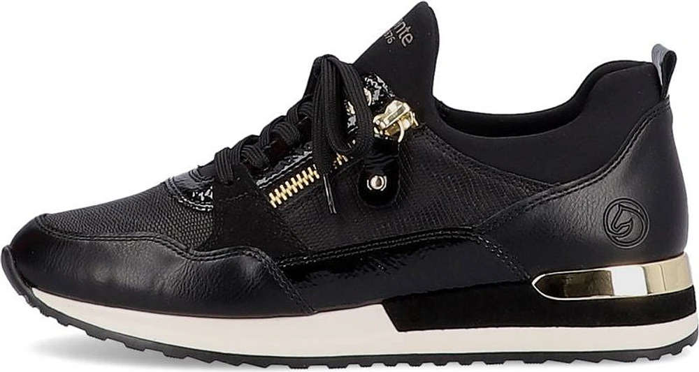Black Lace Up