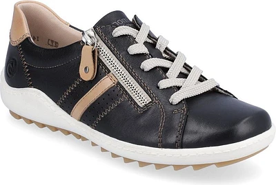 Black Lace Up