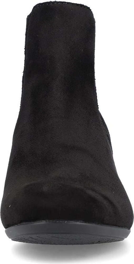 Black Fur Lined W Heel