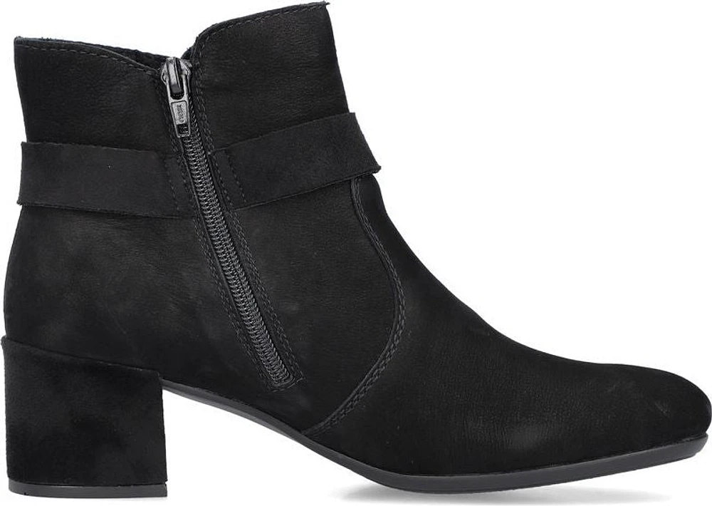 Black Fur Lined W Heel