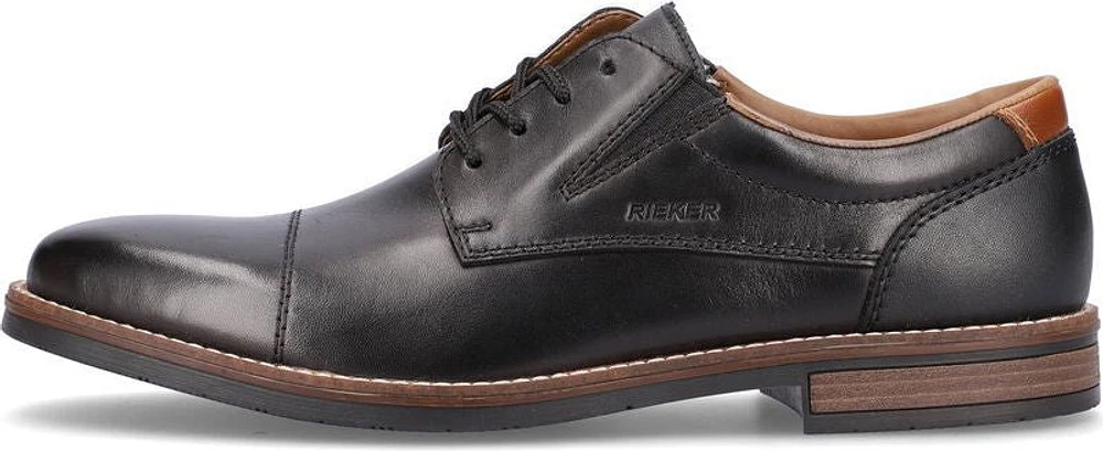 Black Lace Up