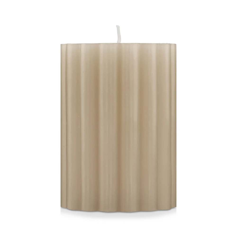 Ribbed Candle