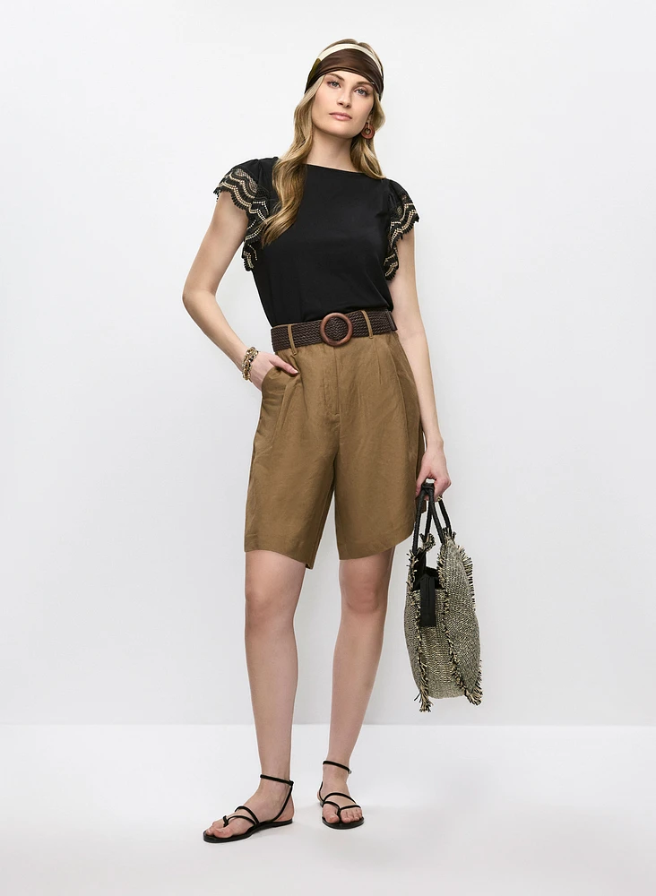 Blouse à manches en dentelle et short en lin