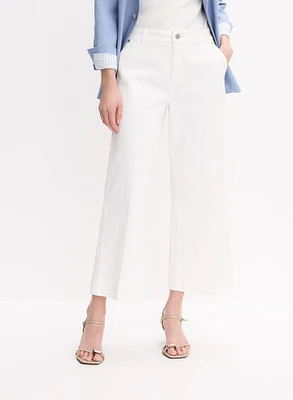 Patch Pocket Wide-Leg Jeans