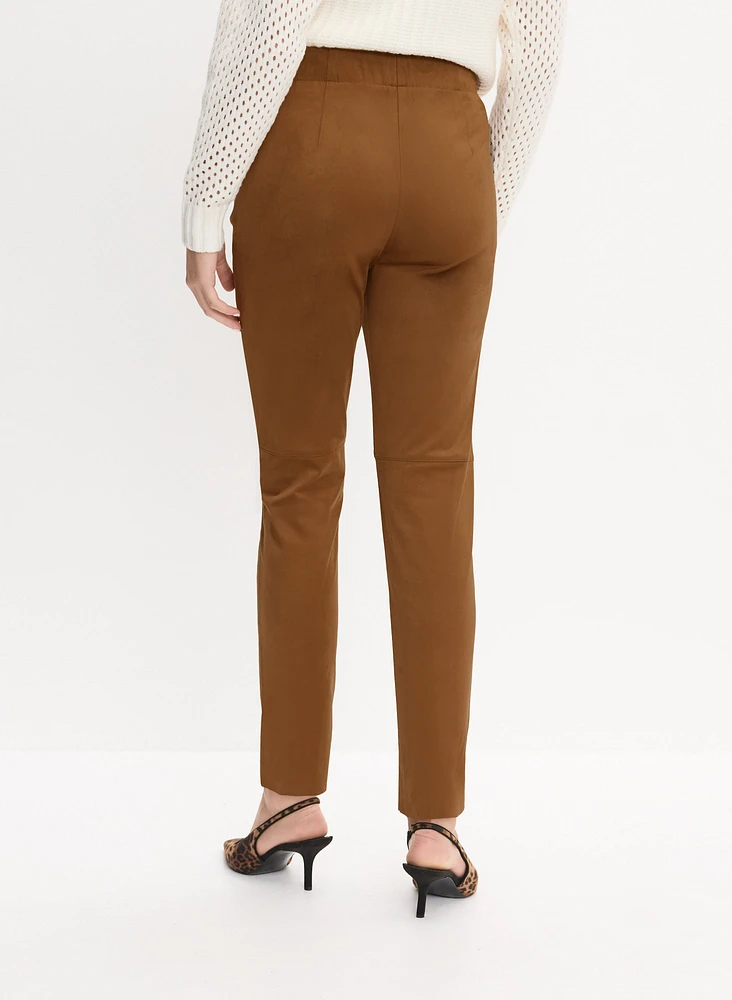 Pantalon à jambe étroite en faux suède