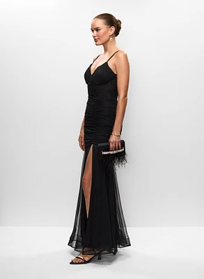 Robe fendue et bracelet jonc
