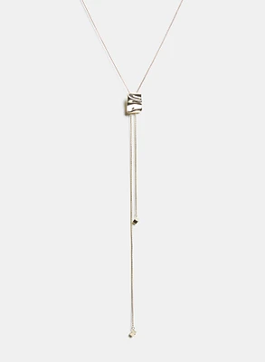 Collier style bola