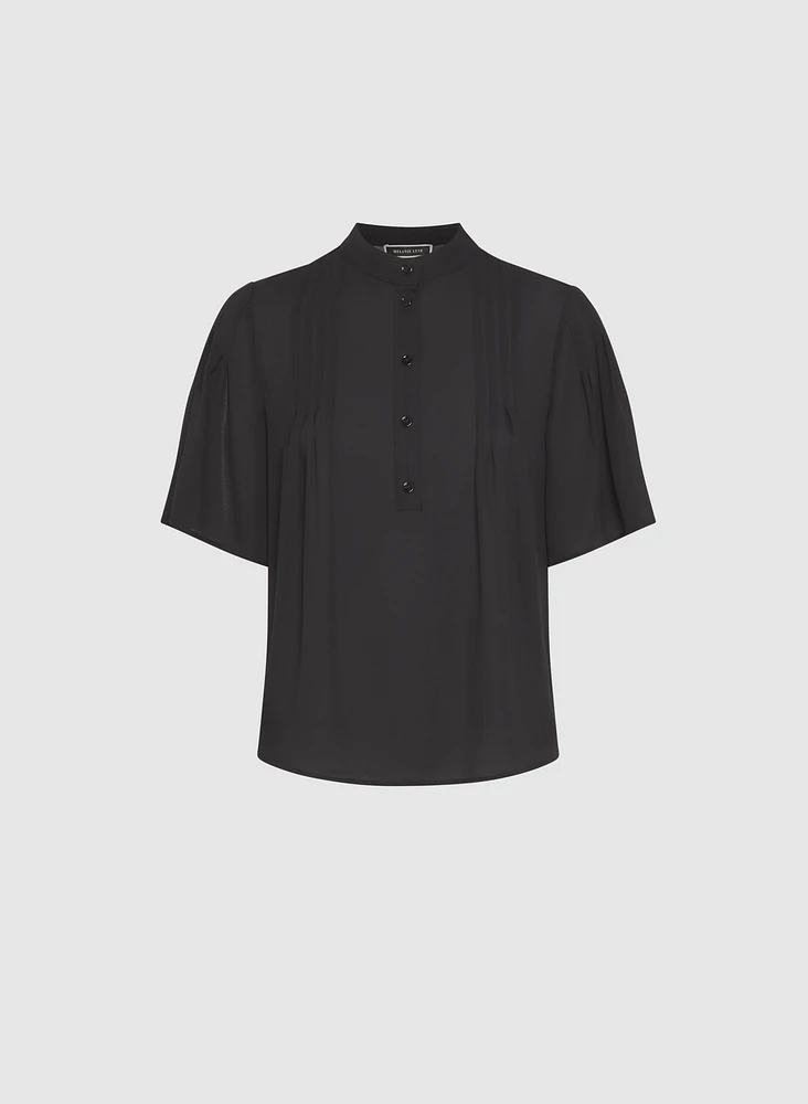 Blouse en crêpe à encolure boutonnée