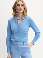 Blouse boutonnée à détails plissés