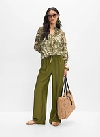 Wide-Leg Pants