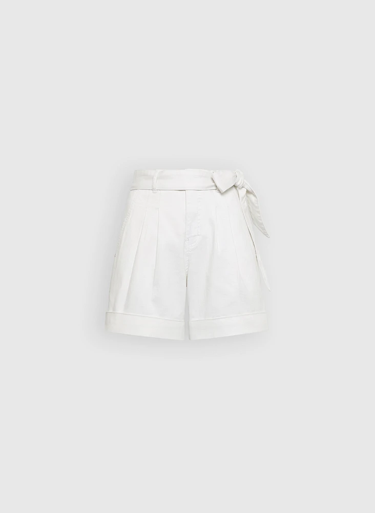 Short en denim plissé à taille nouée