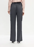 Pantalon cargo en satin à jambe large